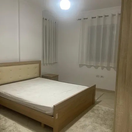 Mezes Fushe Kashar Apartment *